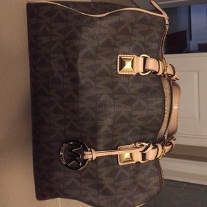 Michael Kors Grayson Large Satchel